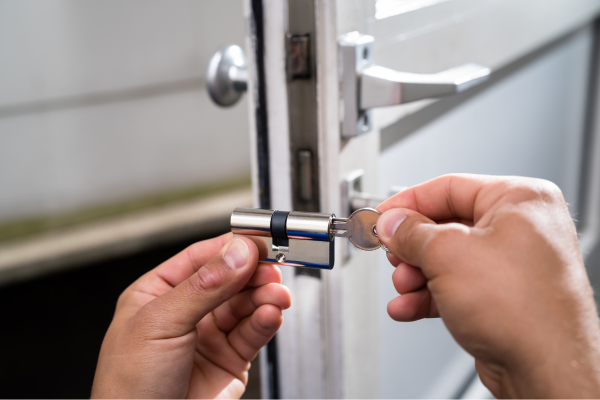 Cuidados essenciais para manter o bom funcionamento de fechaduras